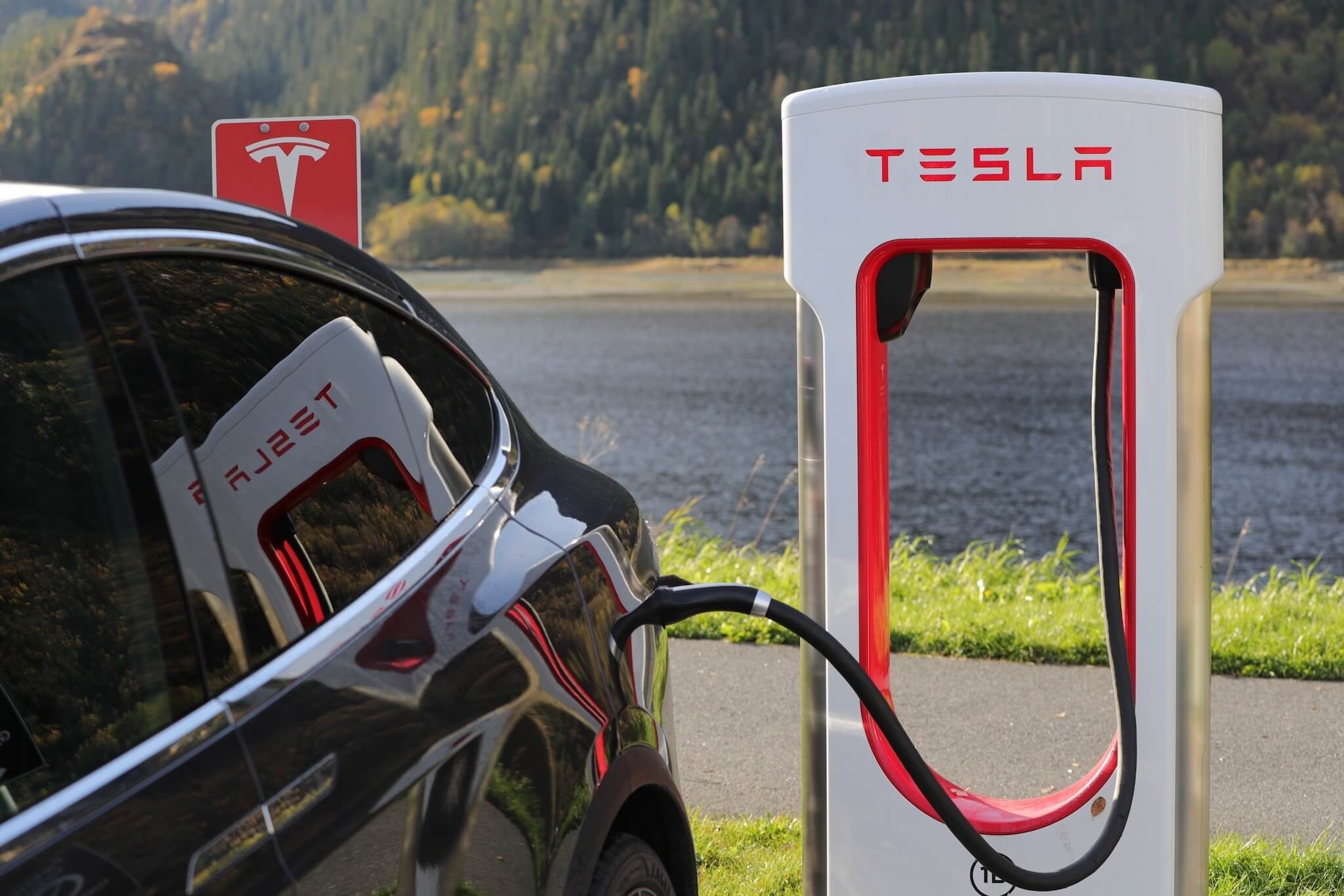 tesla-1738969